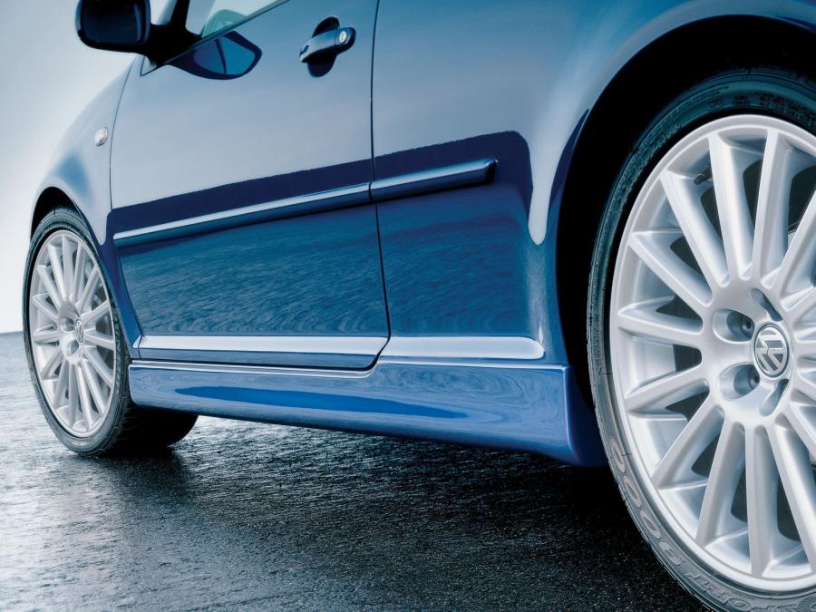  Volkswagen Golf R32 2002 года  (фото 17 из 38)